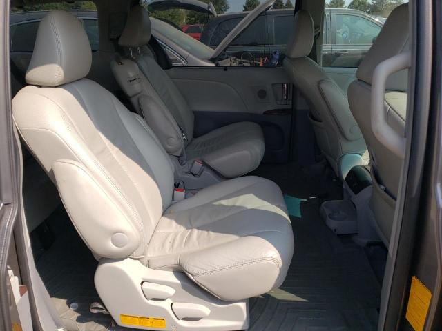 Photo 9 VIN: 5TDYK3DC7BS024153 - TOYOTA SIENNA XLE 