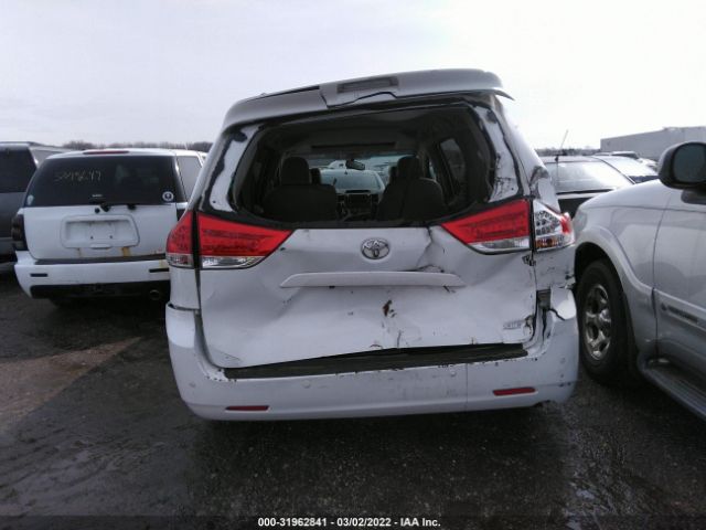 Photo 5 VIN: 5TDYK3DC7BS028350 - TOYOTA SIENNA 