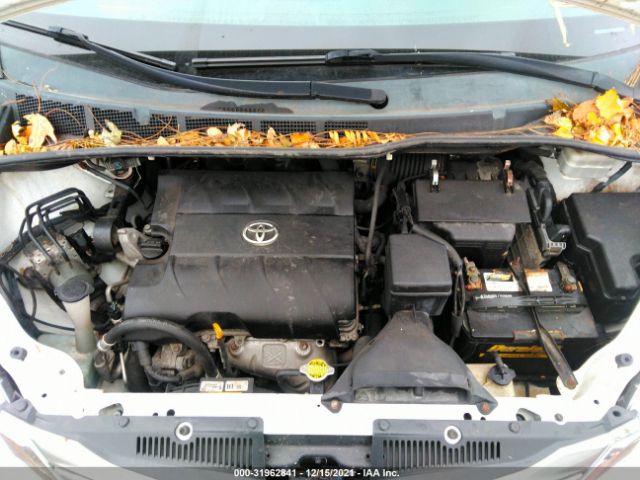 Photo 9 VIN: 5TDYK3DC7BS028350 - TOYOTA SIENNA 