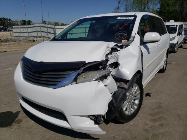 Photo 1 VIN: 5TDYK3DC7BS063583 - TOYOTA SIENNA XLE 