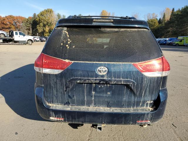 Photo 5 VIN: 5TDYK3DC7BS070971 - TOYOTA SIENNA XLE 