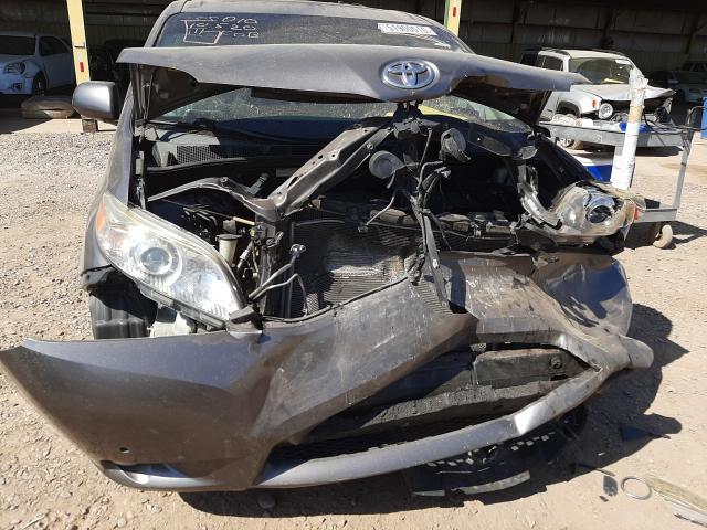 Photo 8 VIN: 5TDYK3DC7BS079251 - TOYOTA SIENNA XLE 