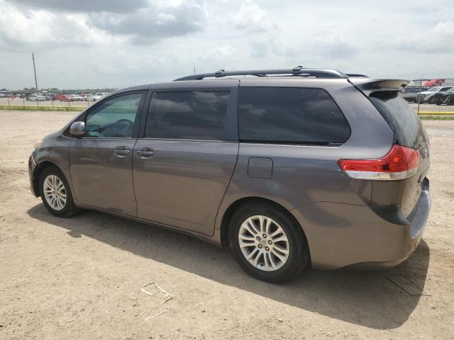 Photo 1 VIN: 5TDYK3DC7BS133535 - TOYOTA SIENNA XLE 