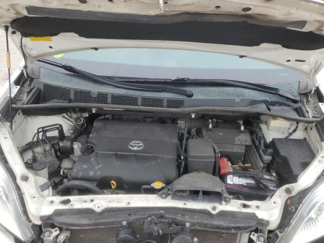 Photo 11 VIN: 5TDYK3DC7BS134538 - TOYOTA SIENNA XLE 