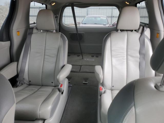 Photo 9 VIN: 5TDYK3DC7BS134538 - TOYOTA SIENNA XLE 