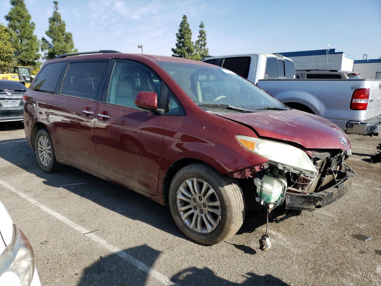 Photo 3 VIN: 5TDYK3DC7BS134913 - TOYOTA SIENNA 