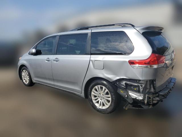 Photo 1 VIN: 5TDYK3DC7BS144339 - TOYOTA SIENNA XLE 