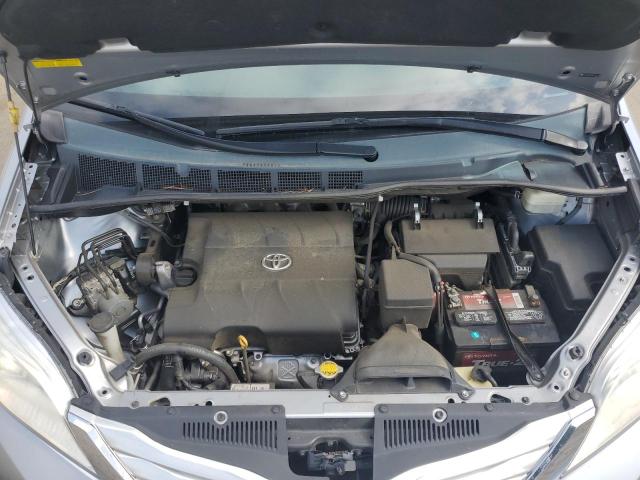 Photo 11 VIN: 5TDYK3DC7BS144339 - TOYOTA SIENNA XLE 