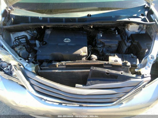 Photo 9 VIN: 5TDYK3DC7BS146446 - TOYOTA SIENNA 