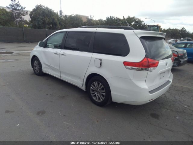 Photo 2 VIN: 5TDYK3DC7BS151498 - TOYOTA SIENNA 