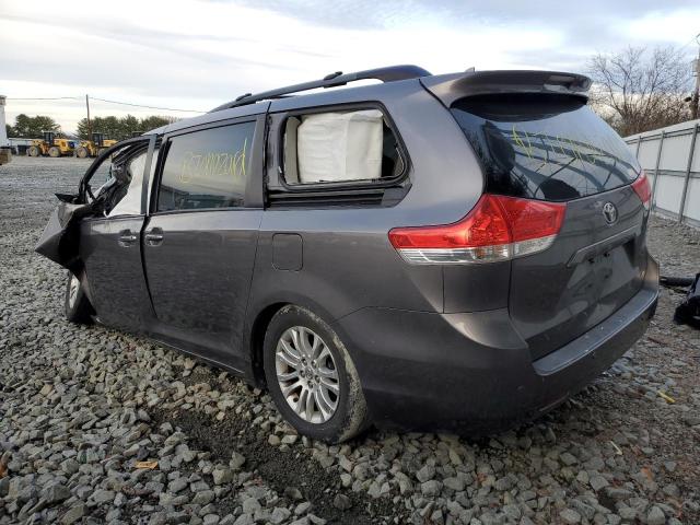 Photo 1 VIN: 5TDYK3DC7BS168625 - TOYOTA SIENNA XLE 