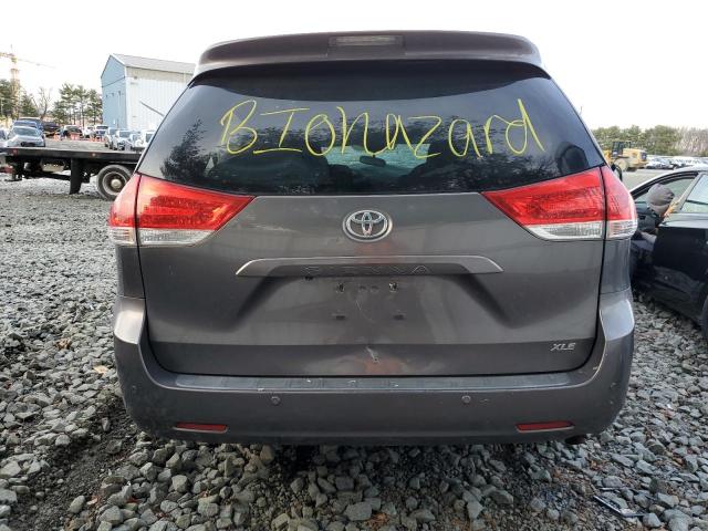 Photo 5 VIN: 5TDYK3DC7BS168625 - TOYOTA SIENNA XLE 