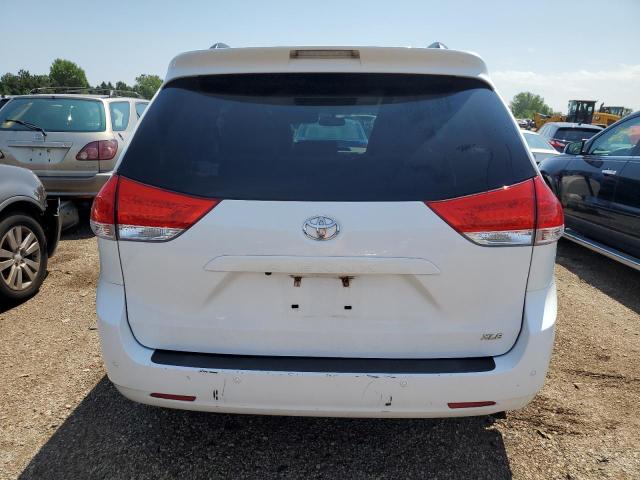 Photo 5 VIN: 5TDYK3DC7CS225567 - TOYOTA SIENNA XLE 