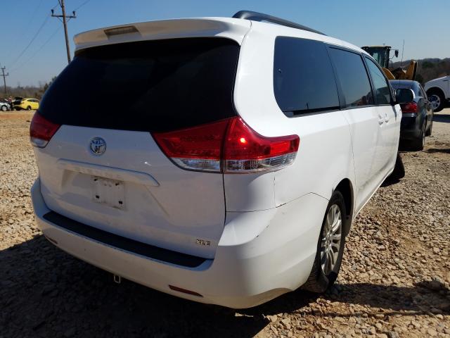 Photo 3 VIN: 5TDYK3DC7CS251067 - TOYOTA SIENNA XLE 