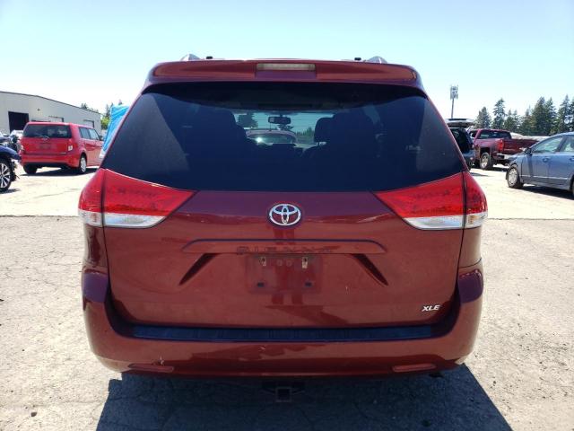 Photo 5 VIN: 5TDYK3DC7CS252526 - TOYOTA SIENNA XLE 