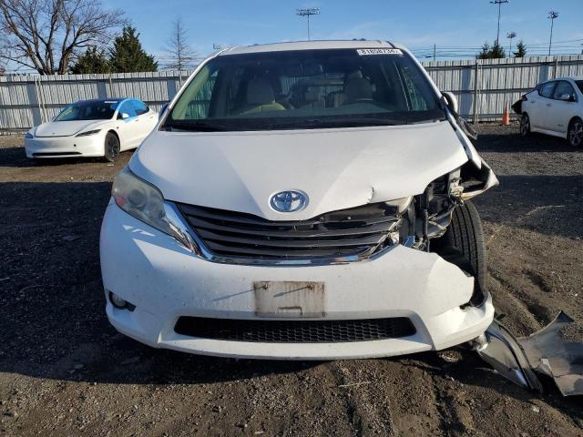 Photo 4 VIN: 5TDYK3DC7CS254938 - TOYOTA SIENNA XLE 