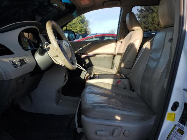 Photo 6 VIN: 5TDYK3DC7CS254938 - TOYOTA SIENNA XLE 