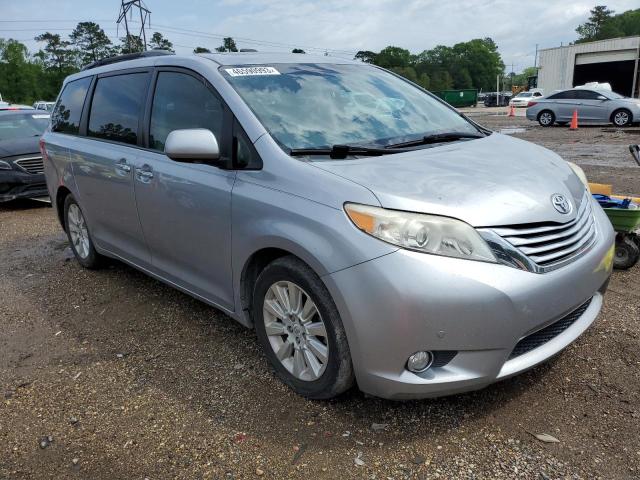 Photo 3 VIN: 5TDYK3DC7CS255779 - TOYOTA SIENNA XLE 