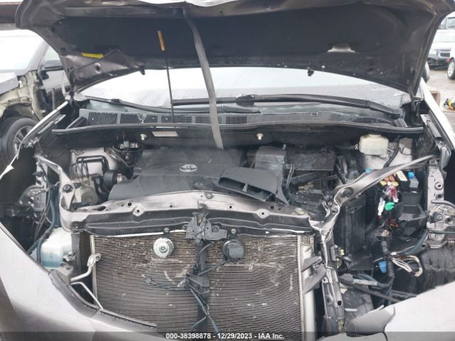 Photo 9 VIN: 5TDYK3DC7CS256866 - TOYOTA SIENNA 