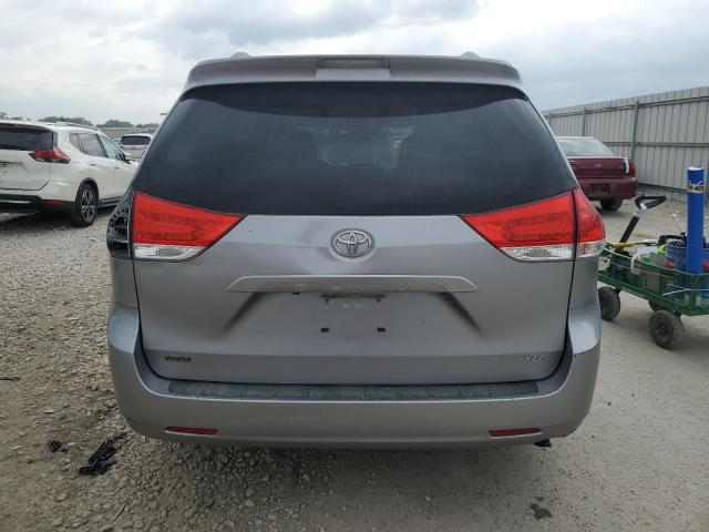 Photo 5 VIN: 5TDYK3DC7CS260741 - TOYOTA SIENNA XLE 