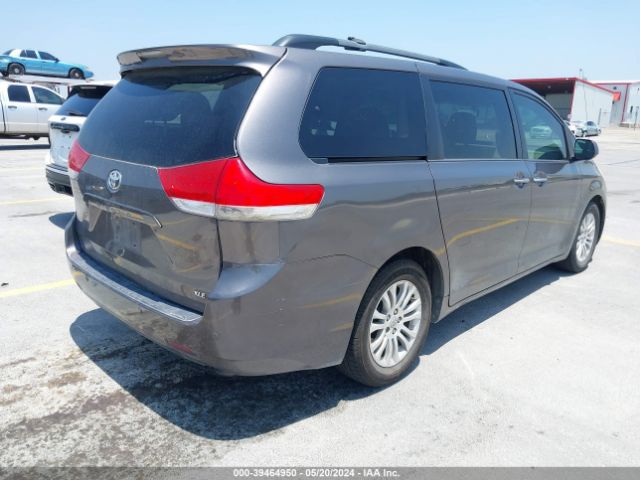 Photo 3 VIN: 5TDYK3DC7CS262568 - TOYOTA SIENNA 