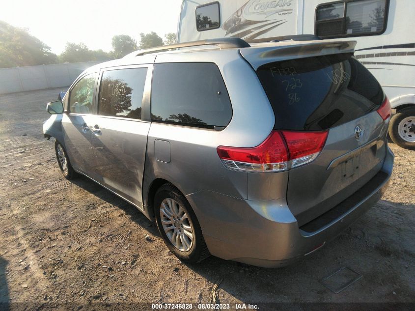 Photo 2 VIN: 5TDYK3DC7CS263056 - TOYOTA SIENNA 