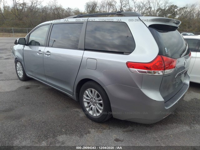 Photo 2 VIN: 5TDYK3DC7CS265888 - TOYOTA SIENNA 