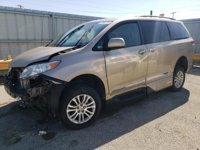 Photo 0 VIN: 5TDYK3DC7CS268340 - TOYOTA SIENNA XLE 