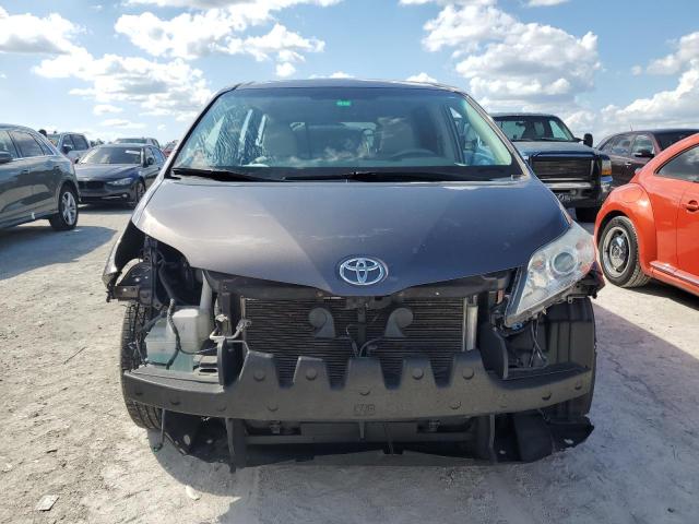 Photo 4 VIN: 5TDYK3DC7CS270976 - TOYOTA SIENNA XLE 