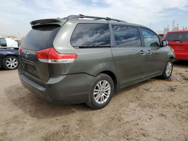 Photo 2 VIN: 5TDYK3DC7CS271125 - TOYOTA SIENNA XLE 