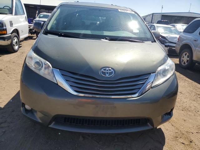 Photo 4 VIN: 5TDYK3DC7DS281493 - TOYOTA SIENNA XLE 