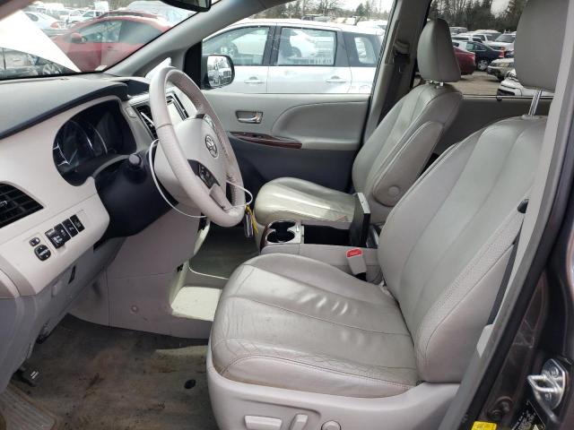 Photo 6 VIN: 5TDYK3DC7DS282966 - TOYOTA SIENNA XLE 