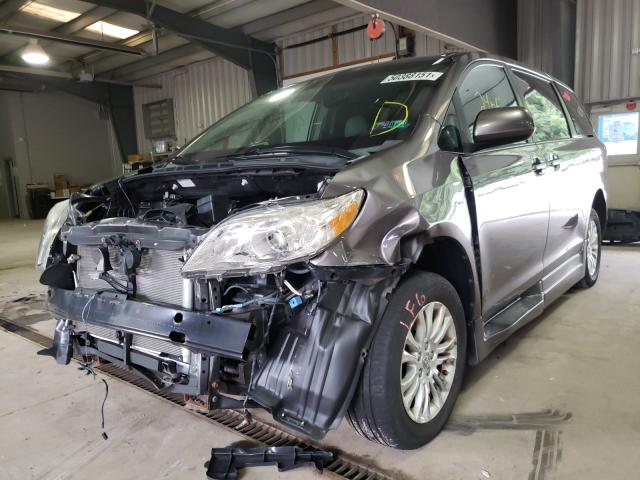 Photo 1 VIN: 5TDYK3DC7DS310930 - TOYOTA SIENNA XLE 