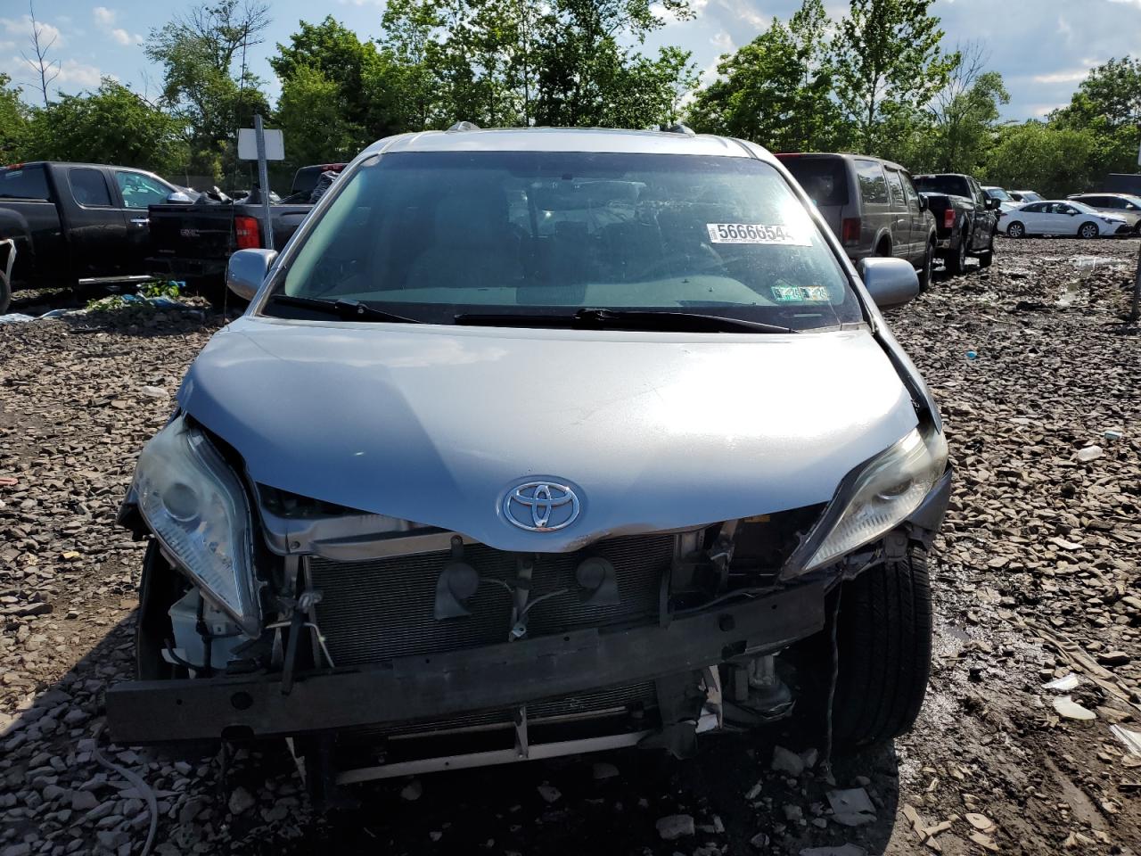 Photo 4 VIN: 5TDYK3DC7DS317778 - TOYOTA SIENNA 