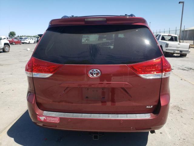 Photo 5 VIN: 5TDYK3DC7DS358704 - TOYOTA SIENNA XLE 