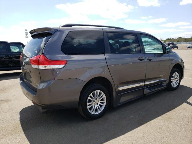 Photo 2 VIN: 5TDYK3DC7ES429417 - TOYOTA SIENNA XLE 