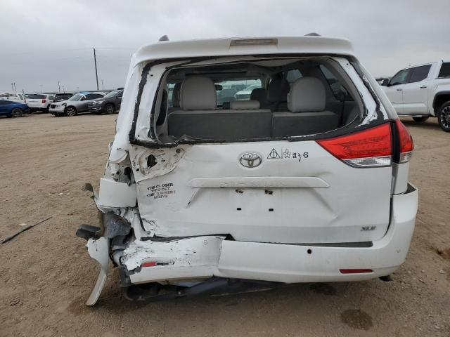 Photo 5 VIN: 5TDYK3DC7ES434441 - TOYOTA SIENNA XLE 