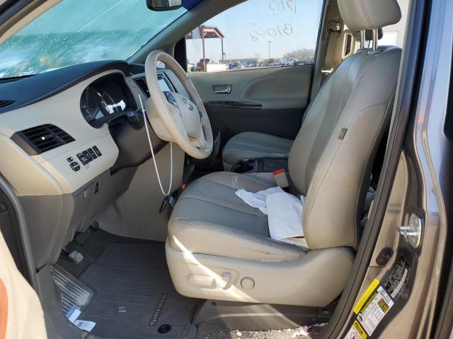 Photo 6 VIN: 5TDYK3DC7ES435606 - TOYOTA SIENNA XLE 