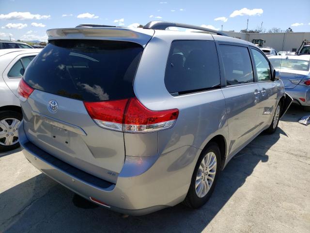 Photo 2 VIN: 5TDYK3DC7ES445018 - TOYOTA SIENNA XLE 