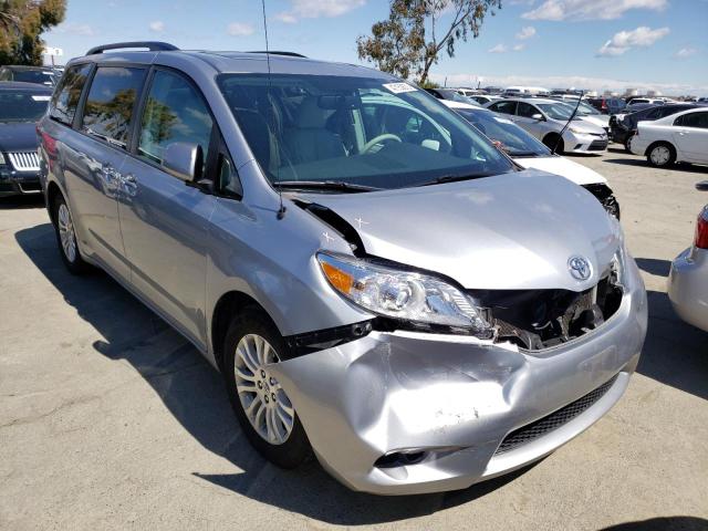 Photo 3 VIN: 5TDYK3DC7ES445018 - TOYOTA SIENNA XLE 