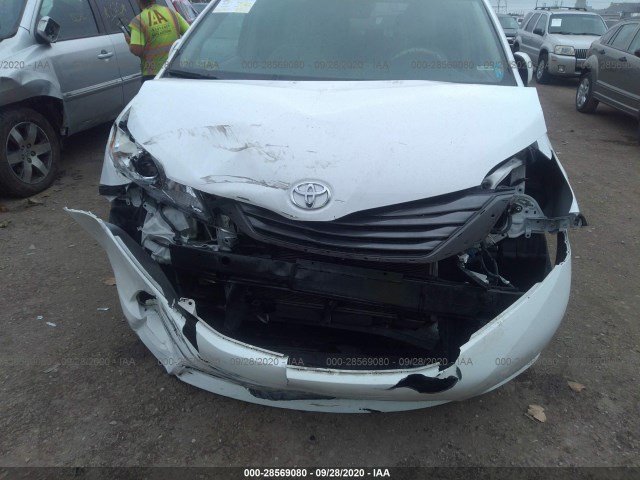 Photo 5 VIN: 5TDYK3DC7ES452227 - TOYOTA SIENNA 