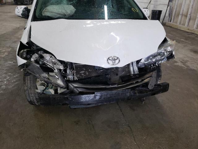 Photo 8 VIN: 5TDYK3DC7ES457265 - TOYOTA SIENNA XLE 