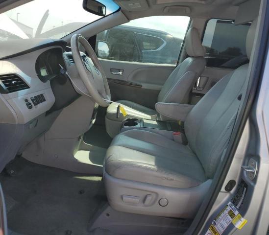 Photo 6 VIN: 5TDYK3DC7ES458674 - TOYOTA SIENNA XLE 