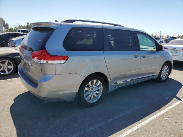 Photo 2 VIN: 5TDYK3DC7ES467505 - TOYOTA SIENNA XLE 