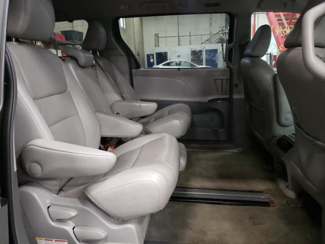 Photo 5 VIN: 5TDYK3DC7FS527784 - TOYOTA SIENNA XLE 