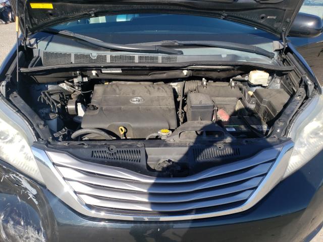 Photo 6 VIN: 5TDYK3DC7FS564172 - TOYOTA SIENNA XLE 