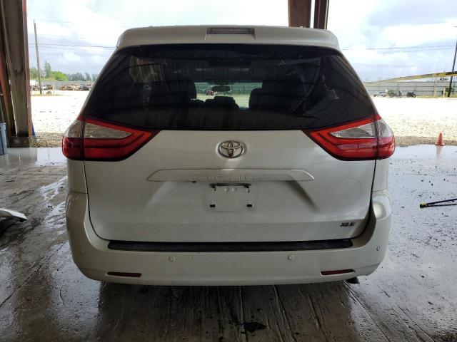 Photo 5 VIN: 5TDYK3DC7FS565404 - TOYOTA SIENNA XLE 