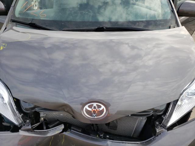 Photo 6 VIN: 5TDYK3DC7FS575477 - TOYOTA SIENNA XLE 