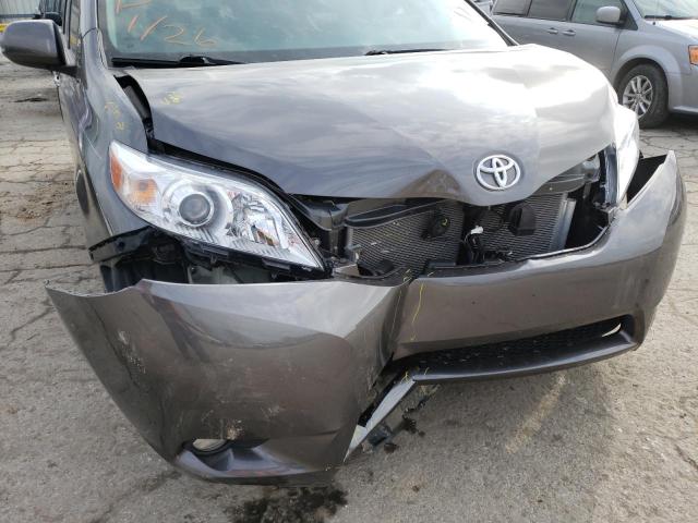 Photo 8 VIN: 5TDYK3DC7FS575477 - TOYOTA SIENNA XLE 