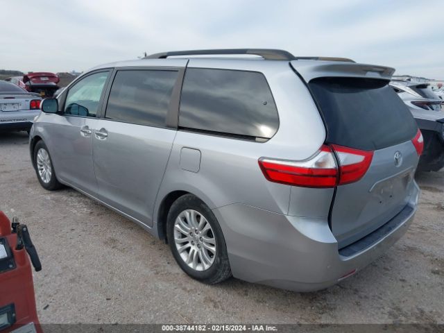 Photo 2 VIN: 5TDYK3DC7FS585782 - TOYOTA SIENNA 